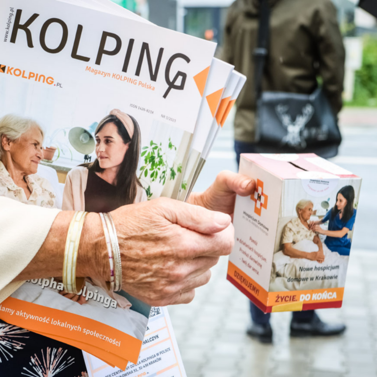 Kwiaty przemijają. Dobro zostaje – wesprzyj Hospicjum Domowe im.&nbsp;bł.&nbsp;ks.&nbsp;Adolpha Kolpinga zamiast wieńca.